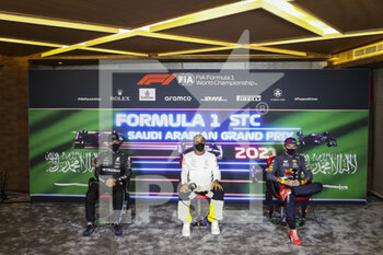 2021-12-04 - BOTTAS Valtteri (fin), Mercedes AMG F1 GP W12 E Performance, HAMILTON Lewis (gbr), Mercedes AMG F1 GP W12 E Performance, VERSTAPPEN Max (ned), Red Bull Racing Honda RB16B, press conference during the Formula 1 stc Saudi Arabian Grand Prix 2021, 21th round of the 2021 FIA Formula One World Championship from December 3 to 5, 2021 on the Jeddah Corniche Circuit, in Jeddah, Saudi Arabia - FORMULA 1 STC SAUDI ARABIAN GRAND PRIX 2021, 21TH ROUND OF THE 2021 FIA FORMULA ONE WORLD CHAMPIONSHIP - FORMULA 1 - MOTORS