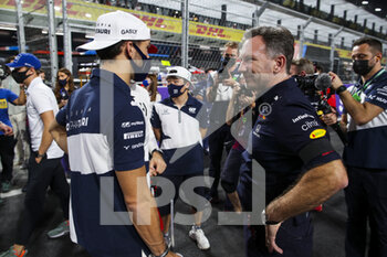 2021-12-05 - HORNER Christian (gbr), Team Principal of Red Bull Racing, GASLY Pierre (fra), Scuderia AlphaTauri Honda AT02, portrait during the Formula 1 stc Saudi Arabian Grand Prix 2021, 21th round of the 2021 FIA Formula One World Championship from December 3 to 5, 2021 on the Jeddah Corniche Circuit, in Jeddah, Saudi Arabia - FORMULA 1 STC SAUDI ARABIAN GRAND PRIX 2021, 21TH ROUND OF THE 2021 FIA FORMULA ONE WORLD CHAMPIONSHIP - FORMULA 1 - MOTORS