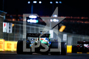2021-12-05 - 14 ALONSO Fernando (spa), Alpine F1 A521, action during the Formula 1 stc Saudi Arabian Grand Prix 2021, 21th round of the 2021 FIA Formula One World Championship from December 3 to 5, 2021 on the Jeddah Corniche Circuit, in Jeddah, Saudi Arabia - FORMULA 1 STC SAUDI ARABIAN GRAND PRIX 2021, 21TH ROUND OF THE 2021 FIA FORMULA ONE WORLD CHAMPIONSHIP - FORMULA 1 - MOTORS