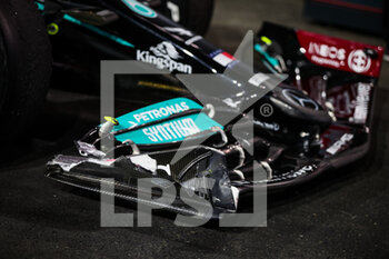 2021-12-05 - The front wing of the Mercedes AMG F1 GP W12 E Performance, of Lewis Hamilton after his collision with VERSTAPPEN Max (ned), Red Bull Racing Honda RB16B, during the Formula 1 stc Saudi Arabian Grand Prix 2021, 21th round of the 2021 FIA Formula One World Championship from December 3 to 5, 2021 on the Jeddah Corniche Circuit, in Jeddah, Saudi Arabia - FORMULA 1 STC SAUDI ARABIAN GRAND PRIX 2021, 21TH ROUND OF THE 2021 FIA FORMULA ONE WORLD CHAMPIONSHIP - FORMULA 1 - MOTORS