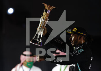 2021-12-05 - HAMILTON Lewis (gbr), Mercedes AMG F1 GP W12 E Performance, portrait podium during the Formula 1 stc Saudi Arabian Grand Prix 2021, 21th round of the 2021 FIA Formula One World Championship from December 3 to 5, 2021 on the Jeddah Corniche Circuit, in Jeddah, Saudi Arabia - FORMULA 1 STC SAUDI ARABIAN GRAND PRIX 2021, 21TH ROUND OF THE 2021 FIA FORMULA ONE WORLD CHAMPIONSHIP - FORMULA 1 - MOTORS