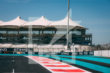 2021-12-09 - illustration track during the Formula 1 Etihad Airways Abu Dhabi Grand Prix 2021, 22th round of the 2021 FIA Formula One World Championship from December 10 to 12, 2021 on the Yas Marina Circuit, in Yas Island, Abu Dhabi - FORMULA 1 ETIHAD AIRWAYS ABU DHABI GRAND PRIX 2021, 22TH ROUND OF THE 2021 FIA FORMULA ONE WORLD CHAMPIONSHIP - FORMULA 1 - MOTORS