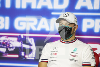 2021-12-09 - BOTTAS Valtteri (fin), Mercedes AMG F1 GP W12 E Performance, portrait, Thursday press conference during the Formula 1 Etihad Airways Abu Dhabi Grand Prix 2021, 22th round of the 2021 FIA Formula One World Championship from December 10 to 12, 2021 on the Yas Marina Circuit, in Yas Island, Abu Dhabi - FORMULA 1 ETIHAD AIRWAYS ABU DHABI GRAND PRIX 2021, 22TH ROUND OF THE 2021 FIA FORMULA ONE WORLD CHAMPIONSHIP - FORMULA 1 - MOTORS