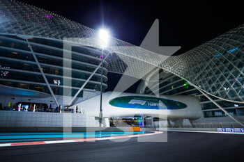 2021-12-09 - track illustration during the Formula 1 Etihad Airways Abu Dhabi Grand Prix 2021, 22th round of the 2021 FIA Formula One World Championship from December 10 to 12, 2021 on the Yas Marina Circuit, in Yas Island, Abu Dhabi - FORMULA 1 ETIHAD AIRWAYS ABU DHABI GRAND PRIX 2021, 22TH ROUND OF THE 2021 FIA FORMULA ONE WORLD CHAMPIONSHIP - FORMULA 1 - MOTORS