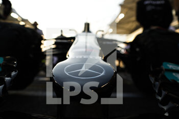 2021-12-12 - Mercedes AMG F1 GP W12 E Performance, mechanical detail, nose during the Formula 1 Etihad Airways Abu Dhabi Grand Prix 2021, 22th round of the 2021 FIA Formula One World Championship from December 10 to 12, 2021 on the Yas Marina Circuit, in Yas Island, Abu Dhabi - FORMULA 1 ETIHAD AIRWAYS ABU DHABI GRAND PRIX 2021, 22TH ROUND OF THE 2021 FIA FORMULA ONE WORLD CHAMPIONSHIP - FORMULA 1 - MOTORS