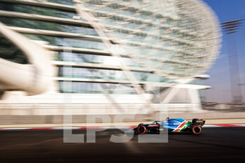 2021-12-14 - 36 PIASTRI Oscar (aus), Alpine F1 A521, action during the 2021 post-season tests from December 14 to 15, 2021 on the Yas Marina Circuit, in Yas Island, Abu Dhabi - 2021 POST-SEASON TESTS - FORMULA 1 - MOTORS