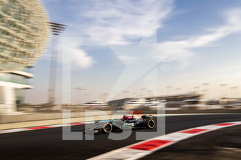 2021-12-14 - 63 RUSSELL George (gbr), Mercedes AMG F1 GP, action during the 2021 post-season tests from December 14 to 15, 2021 on the Yas Marina Circuit, in Yas Island, Abu Dhabi - 2021 POST-SEASON TESTS - FORMULA 1 - MOTORS