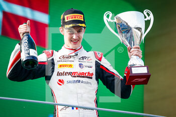 2021-09-11 - Pourchaire Théo (fra), ART Grand Prix, Dallara F2, portrait podium during the 5th round of the 2021 FIA Formula 2 Championship from September 9 to 12, 2021 on the Autodromo Nazionale di Monza, in Monza, Italy - 5TH ROUND OF THE 2021 FIA FORMULA 2 CHAMPIONSHIP - FORMULA 2 - MOTORS