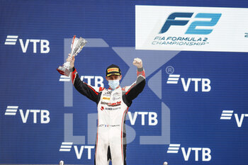 2021-09-26 - Pourchaire Théo (fra), ART Grand Prix, Dallara F2, portrait podium celebration during the 6th round of the 2021 FIA Formula 2 Championship from September 24 to 26, 2021 on the Sochi Autodrom, in Sochi, Russia - 6TH ROUND OF THE 2021 FIA FORMULA 2 CHAMPIONSHIP - FORMULA 2 - MOTORS