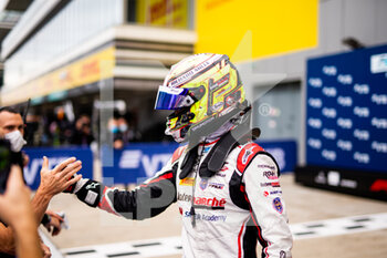 2021-09-26 - Pourchaire Théo (fra), ART Grand Prix, Dallara F2, portrait during the 6th round of the 2021 FIA Formula 2 Championship from September 24 to 26, 2021 on the Sochi Autodrom, in Sochi, Russia - 6TH ROUND OF THE 2021 FIA FORMULA 2 CHAMPIONSHIP - FORMULA 2 - MOTORS