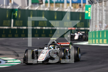 2021-12-03 - 10 Pourchaire Théo (fra), ART Grand Prix, Dallara F2, action during the 7th round of the 2021 FIA Formula 2 Championship from December 3 to 5, 2021 on the Jeddah Corniche Circuit, in Jeddah, Saudi Arabia - 7TH ROUND OF THE 2021 FIA FORMULA 2 CHAMPIONSHIP - FORMULA 2 - MOTORS