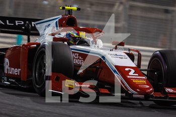 2021-12-10 - 02 Piastri Oscar (aus), Prema Racing, Dallara F2, action during the 8th round of the 2021 FIA Formula 2 Championship from December 10 to 12, 2021 on the Yas Marina Circuit, in Yas Island, Abu Dhabi - 8TH ROUND OF THE 2021 FIA FORMULA 2 CHAMPIONSHIP - FORMULA 2 - MOTORS