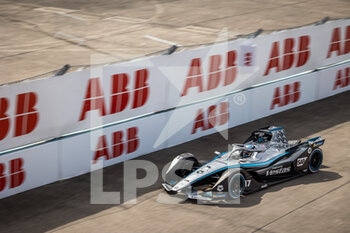 2021-08-13 - 17 De Vries Nyck (nld), Mercedes-Benz EQ Formula E Team, Mercedes-Benz EQ Silver Arrow 02, action during the 2021 Berlin ePrix, 8th meeting of the 2020-21 Formula E World Championship, on the Tempelhof Airport Street Circuit from August 14 to 15, in Berlin, Germany - Photo Germain Hazard / DPPI - 2021 BERLIN EPRIX, 8TH MEETING OF THE 2020-21 FORMULA E WORLD CHAMPIONSHIP - FORMULA E - MOTORS