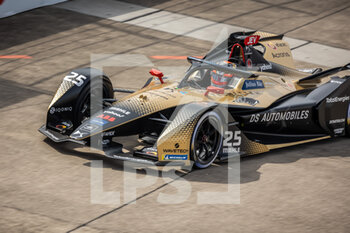 2021-08-13 - 25 Vergne Jean-Eric (fra), DS Techeetah, DS E-Tense FE20, action during the 2021 Berlin ePrix, 8th meeting of the 2020-21 Formula E World Championship, on the Tempelhof Airport Street Circuit from August 14 to 15, in Berlin, Germany - Photo Germain Hazard / DPPI - 2021 BERLIN EPRIX, 8TH MEETING OF THE 2020-21 FORMULA E WORLD CHAMPIONSHIP - FORMULA E - MOTORS