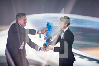 2021-08-15 - DE VRIES Nyck (nld), Mercedes-Benz EQ Formula E Team, Mercedes-Benz EQ Silver Arrow 02, portrait AGAG Alejandro (spa) CEO of Formula E Holding, portrait during the Season Finale Awards Gala during the 2021 Berlin ePrix, 8th meeting of the 2020-21 Formula E World Championship, on the Tempelhof Airport Street Circuit from August 14 to 15, in Berlin, Germany - Photo Germain Hazard / DPPI - 2021 BERLIN EPRIX, 8TH MEETING OF THE 2020-21 FORMULA E WORLD CHAMPIONSHIP - FORMULA E - MOTORS