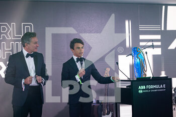 2021-08-15 - DE VRIES Nyck (nld), Mercedes-Benz EQ Formula E Team, Mercedes-Benz EQ Silver Arrow 02, portrait AGAG Alejandro (spa) CEO of Formula E Holding, portrait during the Season Finale Awards Gala during the 2021 Berlin ePrix, 8th meeting of the 2020-21 Formula E World Championship, on the Tempelhof Airport Street Circuit from August 14 to 15, in Berlin, Germany - Photo Germain Hazard / DPPI - 2021 BERLIN EPRIX, 8TH MEETING OF THE 2020-21 FORMULA E WORLD CHAMPIONSHIP - FORMULA E - MOTORS