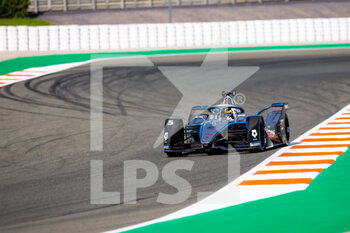 2021-11-29 - 05 Vandoorne Stoffel (bel), Mercedes-EQ Silver Arrow 02, action during the pre-season test of the 2021-22 FIA Formula E World Championship, on the Circuit Ricardo Tormo from November 28 to December 2, 2021 in Valencia, Spain - PRE-SEASON TEST OF THE 2021-22 FIA FORMULA E WORLD CHAMPIONSHIP - FORMULA E - MOTORS