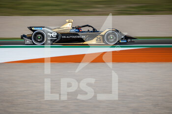 2021-11-29 - 25 Vergne Jean-Eric (fra), DS Techeetah, DS E-Tense FE21, action during the pre-season test of the 2021-22 FIA Formula E World Championship, on the Circuit Ricardo Tormo from November 28 to December 2, 2021 in Valencia, Spain - PRE-SEASON TEST OF THE 2021-22 FIA FORMULA E WORLD CHAMPIONSHIP - FORMULA E - MOTORS
