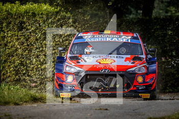 2021-08-14 - 11 Thierry NEUVILLE (BEL), Martijn Wydaeghe (BEL), HYUNDAI SHELL MOBIS WORLD RALLY TEAM, HYUNDAI I20 Coupé WRC ,action during the 2021 Ypres Rally Belgium, 8th round of the 2021 FIA WRC, FIA World Rally Championship, from August 13 to 15, 2021 in Ypres, Belgium - Photo Grégory Lenormand / DPPI - 2021 YPRES RALLY BELGIUM, 8TH ROUND OF THE 2021 FIA WRC, WORLD RALLY CHAMPIONSHIP - RALLY - MOTORS