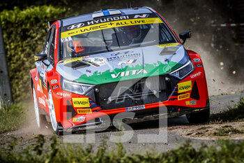 2021-08-14 - 21 Jari HUTTUNEN (FIN),Mikko LUKKA (FIN), HYUNDAI MOTORSPORT N, HYUNDAI i20 N Rally2, during the 2021 Ypres Rally Belgium, 8th round of the 2021 FIA WRC, FIA World Rally Championship, from August 13 to 15, 2021 in Ypres, Belgium - Photo Grégory Lenormand / DPPI - 2021 YPRES RALLY BELGIUM, 8TH ROUND OF THE 2021 FIA WRC, WORLD RALLY CHAMPIONSHIP - RALLY - MOTORS