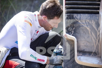 2021-09-11 - Ogier Sébastien (fra), Toyota Gazoo Racing WRT, Toyota Yaris WRC, portrait during the 2021 Acropolis Rally Greece, 9th round of the 2021 FIA WRC, FIA World Rally Championship, from September 9 to 12, 2021 in Lamia, Greece - 2021 ACROPOLIS RALLY GREECE, 9TH ROUND OF THE 2021 FIA WRC, FIA WORLD RALLY CHAMPIONSHIP - RALLY - MOTORS