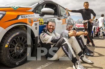 2021-09-15 - FRANCESCHI Jean-Baptiste (FRA), GORGUILO Anthony (FRA), TOKSPORT WRT, Renault Clio, portrait CARTIER Victor (FRA), CRAEN Fabien (FRA), Victor CARTIER, Toyota Yaris Rally2-KIT, portrait during the 2021 FIA ERC Azores Rallye, 5th round of the 2021 FIA European Rally Championship, from September 16 to 18, 2021 in Ponta Delgada, Portugal - 2021 FIA ERC AZORES RALLYE, 5TH ROUND OF THE 2021 FIA EUROPEAN RALLY CHAMPIONSHIP - RALLY - MOTORS