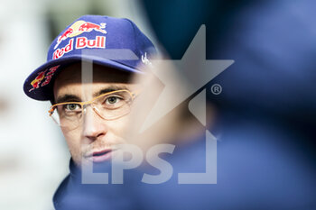 2021-09-30 - Neuville Thierry (bel), Hyundai Shell Mobis World Rally Team, Hyundai i20 Coupé WRC, portrait during the 2021 Rally Finland, 10th round of the 2021 FIA WRC, FIA World Rally Championship, from October 1 to 3, 2021 in Jyväskylä, Finland - 2021 RALLY FINLAND, 10TH ROUND OF THE 2021 FIA WRC, FIA WORLD RALLY CHAMPIONSHIP - RALLY - MOTORS