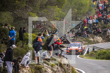 2021-10-16 - 11 Neuville Thierry (bel), Wydaeghe Martijn (bel), Hyundai Shell Mobis World Rally Team, Hyundai i20 Coupé WRC, action during the RACC Rally Catalunya de Espana, 11th round of the 2021 FIA WRC, FIA World Rally Championship, from October 14 to 17, 2021 in Salou, Catalonia, Spain - RACC RALLY CATALUNYA DE ESPANA, 11TH ROUND OF THE 2021 FIA WRC, FIA WORLD RALLY CHAMPIONSHIP - RALLY - MOTORS