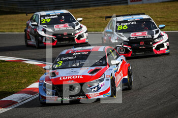 2021-10-17 - 03 Tarquini Gabriele (ita), BRC Hyundai N Lukoil Squadra Corse, Hyundai Elantra N TCR, 86 Guerrieri Esteban (arg), ALL-INKL.COM Munnich Motorsport, Honda Civic Type R TCR (FK8), action during the 2021 FIA WTCR Race of France, 6th round of the 2021 FIA World Touring Car Cup, on the Circuit Pau-Arnos, from October 16 to 17, 2021 in Arnos, France - 2021 FIA WTCR RACE OF FRANCE, 6TH ROUND OF THE 2021 FIA WORLD TOURING CAR CUP - RALLY - MOTORS