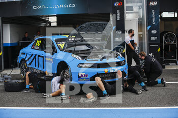 2021-10-17 - 100 Muller Yvan (fra), Cyan Racing Lynk & Co, Lync & Co 03 TCR, pitlane, during the 2021 FIA WTCR Race of France, 6th round of the 2021 FIA World Touring Car Cup, on the Circuit Pau-Arnos, from October 16 to 17, 2021 in Arnos, France - 2021 FIA WTCR RACE OF FRANCE, 6TH ROUND OF THE 2021 FIA WORLD TOURING CAR CUP - RALLY - MOTORS