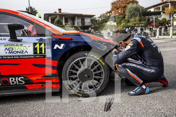 2021-11-20 - Neuville Thierry (bel), Hyundai Shell Mobis World Rally Team, Hyundai i20 Coupé WRC, portrait during the ACI Rally Monza, 12th round of the 2021 FIA WRC, FIA World Rally Championship, from November 18 to 21, 2021 in Monza, Italy - ACI RALLY MONZA, 12TH ROUND OF THE 2021 FIA WRC, FIA WORLD RALLY CHAMPIONSHIP - RALLY - MOTORS