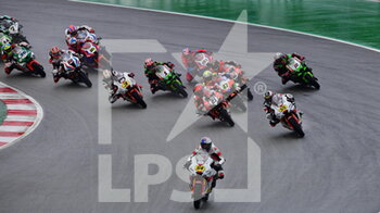 2021-09-18 - Lap 1 - HYUNDAI N CATALUNYA ROUND FIM SUPERBIKE WORLD CHAMPIONSHIP 2021 - RACE1 - SUPERBIKE - MOTORS