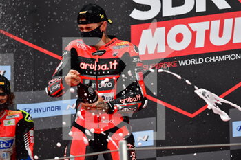 2021-09-18 - n° 1 Scott Redding ( The Winner) .. Prosecco ! - HYUNDAI N CATALUNYA ROUND FIM SUPERBIKE WORLD CHAMPIONSHIP 2021 - RACE1 - SUPERBIKE - MOTORS