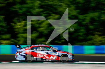 2021-08-20 - 05 Michelisz Norbert (hun), BRC Hyundai N Lukoil Squadra Corse, Hyundai Elantra N TCR, action during the 2021 FIA WTCR Race of Hungary, 4th round of the 2021 FIA World Touring Car Cup, Hungaroring, from August 20 to 22, 2021 in Budapest - Photo Florent Gooden / DPPI - 2021 FIA WTCR RACE OF HUNGARY, 4TH ROUND OF THE 2021 FIA WORLD TOURING CAR CUP - GRAND TOURISM - MOTORS