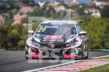 2021-08-20 - 29 Girolami Nestor (arg), ALL-INKL.COM Munnich Motorsport, Honda Civic Type R TCR (FK8), action during the 2021 FIA WTCR Race of Hungary, 4th round of the 2021 FIA World Touring Car Cup, Hungaroring, from August 20 to 22, 2021 in Budapest - Photo Grégory Lenormand / DPPI - 2021 FIA WTCR RACE OF HUNGARY, 4TH ROUND OF THE 2021 FIA WORLD TOURING CAR CUP - GRAND TOURISM - MOTORS