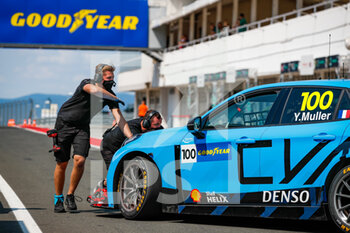2021-08-20 - Cyan Racing Lynk & Co, Lync & Co 03 TCR, atmosphere during the 2021 FIA WTCR Race of Hungary, 4th round of the 2021 FIA World Touring Car Cup, Hungaroring, from August 20 to 22, 2021 in Budapest - Photo Florent Gooden / DPPI - 2021 FIA WTCR RACE OF HUNGARY, 4TH ROUND OF THE 2021 FIA WORLD TOURING CAR CUP - GRAND TOURISM - MOTORS
