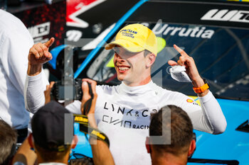 2021-08-22 - Urrutia Santiago (uru), Cyan Performance Lynk & Co, Lync & Co 03 TCR, portrait winning the race during the 2021 FIA WTCR Race of Hungary, 4th round of the 2021 FIA World Touring Car Cup, Hungaroring, from August 20 to 22, 2021 in Budapest - Photo Florent Gooden / DPPI - 2021 FIA WTCR RACE OF HUNGARY, 4TH ROUND OF THE 2021 FIA WORLD TOURING CAR CUP - GRAND TOURISM - MOTORS