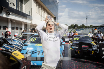 2021-08-22 - Urrutia Santiago (uru), Cyan Performance Lynk & Co, Lync & Co 03 TCR, portrait podium during the 2021 FIA WTCR Race of Hungary, 4th round of the 2021 FIA World Touring Car Cup, Hungaroring, from August 20 to 22, 2021 in Budapest - Photo Grégory Lenormand / DPPI - 2021 FIA WTCR RACE OF HUNGARY, 4TH ROUND OF THE 2021 FIA WORLD TOURING CAR CUP - GRAND TOURISM - MOTORS