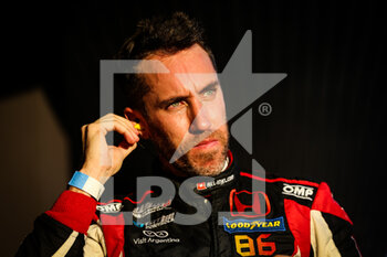 2021-10-08 - Guerrieri Esteban (arg), ALL-INKL.COM Munnich Motorsport, Honda Civic Type R TCR (FK8), portrait during the 2021 FIA WTCR Race of Czech Republic, 5th round of the 2021 FIA World Touring Car Cup, on the Autodrom Most, from October 8 to 10, 2021 in Most, Czech Republic - 2021 FIA WTCR RACE OF CZECH REPUBLIC, 5TH ROUND OF THE 2021 FIA WORLD TOURING CAR CUP - GRAND TOURISM - MOTORS