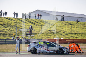 10/10/2021 - 222 Fulin Petr (cze), Cupra Leon Competicion TCR, action start of the race, depart, crash, accident, during the Race 1 of the 2021 FIA WTCR Race of Czech Republic, 5th round of the 2021 FIA World Touring Car Cup, on the Autodrom Most, from October 8 to 10, 2021 in Most, Czech Republic - 2021 FIA WTCR RACE OF CZECH REPUBLIC, 5TH ROUND OF THE 2021 FIA WORLD TOURING CAR CUP - TURISMO E GRAN TURISMO - MOTORI