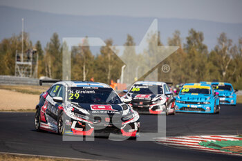 10/10/2021 - 29 Girolami Nestor (arg), ALL-INKL.COM Munnich Motorsport, Honda Civic Type R TCR (FK8), action 86 Guerrieri Esteban (arg), ALL-INKL.COM Munnich Motorsport, Honda Civic Type R TCR (FK8), action 68 Ehrlacher Yann (fra), Cyan Racing Lynk & Co, Lync & Co 03 TCR, action 100 Muller Yvan (fra), Cyan Racing Lynk & Co, Lync & Co 03 TCR, action during the Race 1 of the 2021 FIA WTCR Race of Czech Republic, 5th round of the 2021 FIA World Touring Car Cup, on the Autodrom Most, from October 8 to 10, 2021 in Most, Czech Republic - 2021 FIA WTCR RACE OF CZECH REPUBLIC, 5TH ROUND OF THE 2021 FIA WORLD TOURING CAR CUP - TURISMO E GRAN TURISMO - MOTORI