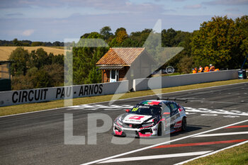 16/10/2021 - 18 Monteiro Tiago (por), ALL-INKL.DE Munnich Motorsport, Honda Civic Type R TCR (FK8), action during the 2021 FIA WTCR Race of France, 6th round of the 2021 FIA World Touring Car Cup, on the Circuit Pau-Arnos, from October 16 to 17, 2021 in Arnos, France - 2021 FIA WTCR RACE OF FRANCE, 6TH ROUND OF THE 2021 FIA WORLD TOURING CAR CUP - TURISMO E GRAN TURISMO - MOTORI