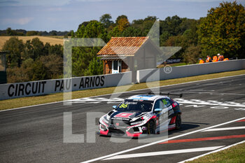 16/10/2021 - 86 Guerrieri Esteban (arg), ALL-INKL.COM Munnich Motorsport, Honda Civic Type R TCR (FK8), action during the 2021 FIA WTCR Race of France, 6th round of the 2021 FIA World Touring Car Cup, on the Circuit Pau-Arnos, from October 16 to 17, 2021 in Arnos, France - 2021 FIA WTCR RACE OF FRANCE, 6TH ROUND OF THE 2021 FIA WORLD TOURING CAR CUP - TURISMO E GRAN TURISMO - MOTORI