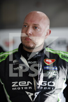 2021-11-05 - Huff Rob (gbr), Zengo Motorsport, Cupa Leon Competicion TCR, portrait during the 2021 FIA WTCR Race of Italy, 7th round of the 2021 FIA World Touring Car Cup, on the Adria International Raceway, from November 6 to 7, 2021 in Adria, Italy - 2021 FIA WTCR RACE OF ITALY, 7TH ROUND OF THE 2021 FIA WORLD TOURING CAR CUP - GRAND TOURISM - MOTORS