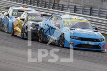 2021-11-07 - 68 Ehrlacher Yann (fra), Cyan Racing Lynk & Co, Lync & Co 03 TCR, action, 22 Vervisch Frederic (bel), Comtoyou Team Audi Sport, Audi RS 3 LMS TCR (2021), action, , start of the race, depart, during the 2021 FIA WTCR Race of Italy, 7th round of the 2021 FIA World Touring Car Cup, on the Adria International Raceway, from November 6 to 7, 2021 in Adria, Italy - 2021 FIA WTCR RACE OF ITALY, 7TH ROUND OF THE 2021 FIA WORLD TOURING CAR CUP - GRAND TOURISM - MOTORS