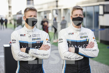 2021-11-26 - Ehrlacher Yann (fra), Cyan Racing Lynk & Co, Lync & Co 03 TCR, portrait Bjork Thed (swe), Cyan Performance Lynk & Co, Lync & Co 03 TCR, portrait during the 2021 FIA WTCR Race of Russia, 8th round of the 2021 FIA World Touring Car Cup, on the Sochi Autodrom, from November 27 to 28, 2021 in Sochi, Russia- Photo Xavi Bonilla / DPPI - 2021 FIA WTCR RACE OF RUSSIA, 8TH ROUND OF THE 2021 FIA WORLD TOURING CAR CUP - GRAND TOURISM - MOTORS