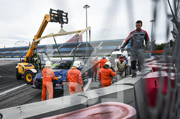 2021-11-27 - Crash of 28 Gené Jordi (esp), Zengo Motorsport Drivers' Academy, Cupa Leon Competicion TCR, action during the 2021 FIA WTCR Race of Russia, 8th round of the 2021 FIA World Touring Car Cup, on the Sochi Autodrom, from November 27 to 28, 2021 in Sochi, Russia- Photo Evgeniy Safronov / DPPI - 2021 FIA WTCR RACE OF RUSSIA, 8TH ROUND OF THE 2021 FIA WORLD TOURING CAR CUP - GRAND TOURISM - MOTORS