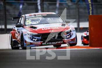 2021-11-27 - 05 Michelisz Norbert (hun), BRC Hyundai N Lukoil Squadra Corse, Huyndai Elantra N TCR, action during the 2021 FIA WTCR Race of Russia, 8th round of the 2021 FIA World Touring Car Cup, on the Sochi Autodrom, from November 27 to 28, 2021 in Sochi, Russia- Photo Xavi Bonilla / DPPI - 2021 FIA WTCR RACE OF RUSSIA, 8TH ROUND OF THE 2021 FIA WORLD TOURING CAR CUP - GRAND TOURISM - MOTORS