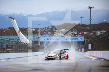 2021-11-27 - 09 Tassi Attila (hun), ALL-INKL.DE Munnich Motorsport, Honda Civic Type R TCR (FK8), action during the 2021 FIA WTCR Race of Russia, 8th round of the 2021 FIA World Touring Car Cup, on the Sochi Autodrom, from November 27 to 28, 2021 in Sochi, Russia- Photo Evgeniy Safronov / DPPI - 2021 FIA WTCR RACE OF RUSSIA, 8TH ROUND OF THE 2021 FIA WORLD TOURING CAR CUP - GRAND TOURISM - MOTORS