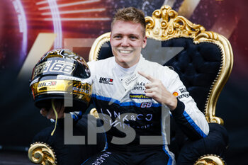 28/11/2021 - Title celebration for Ehrlacher Yann (fra), Cyan Racing Lynk & Co, Lync & Co 03 TCR, portrait during the 2021 FIA WTCR Race of Russia, 8th round of the 2021 FIA World Touring Car Cup, on the Sochi Autodrom, from November 27 to 28, 2021 in Sochi, Russia- Photo Xavi Bonilla / DPPI - 2021 FIA WTCR RACE OF RUSSIA, 8TH ROUND OF THE 2021 FIA WORLD TOURING CAR CUP - TURISMO E GRAN TURISMO - MOTORI